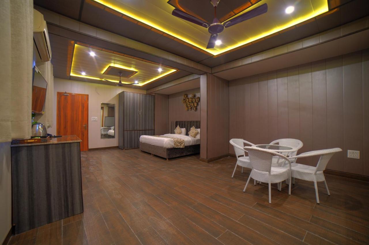 Yogved Hospitality & Resort Rishīkesh Εξωτερικό φωτογραφία