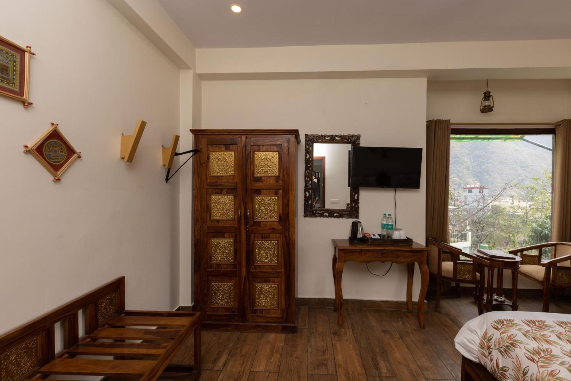 Yogved Hospitality & Resort Rishīkesh Εξωτερικό φωτογραφία