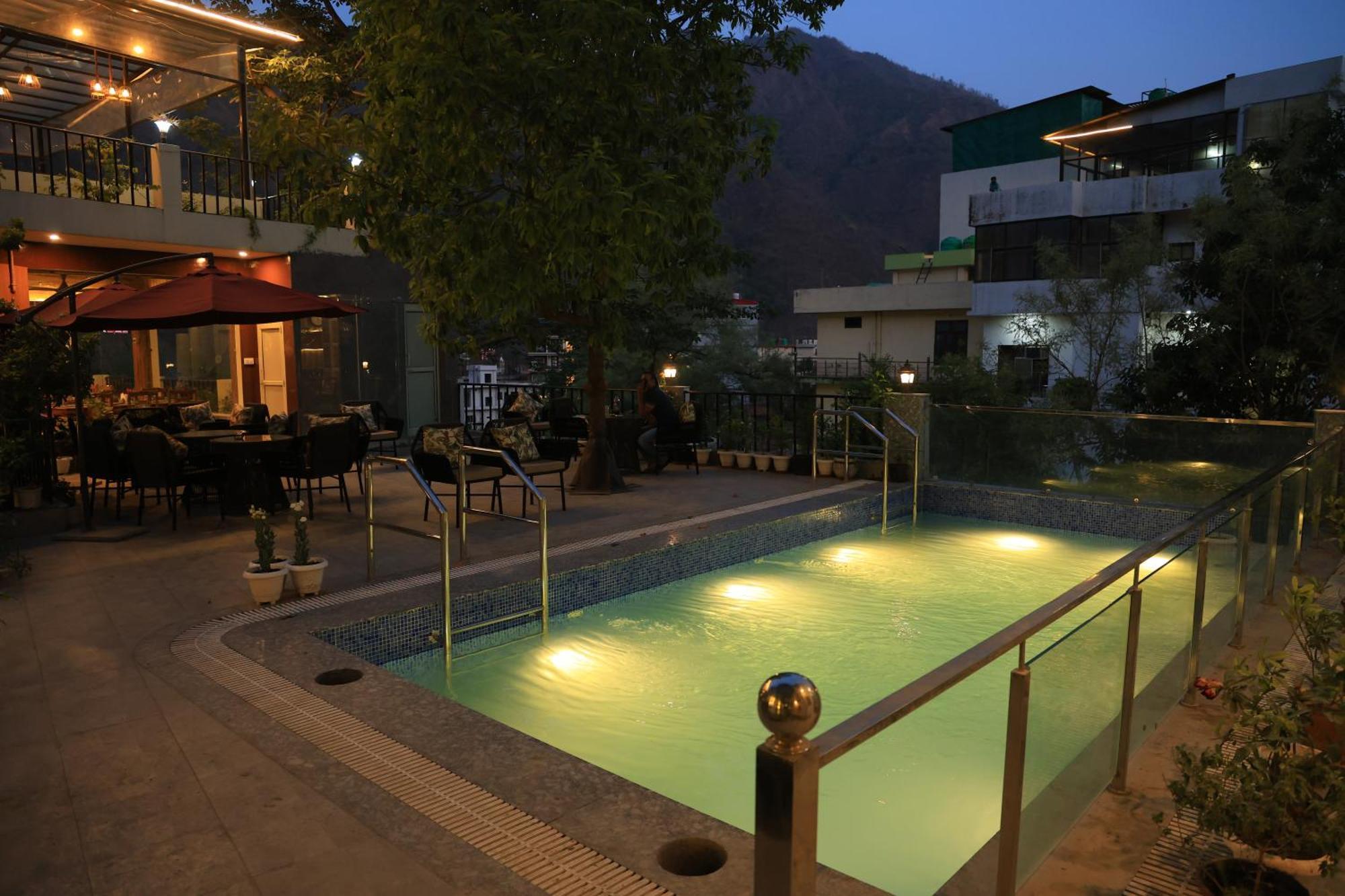 Yogved Hospitality & Resort Rishīkesh Εξωτερικό φωτογραφία